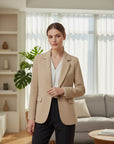 Silvorne blazer beige de manga larga con un solo botón y cuello de muesca para mujer.
