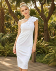 Silvorne Vestido blanco de poliéster, midi, ajustado, sin mangas, con volantes en un hombro, para mujer.