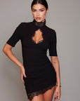 Silvorne Vestido negro ajustado de encaje con cuello alto y manga corta, ideal para salir de fiesta.