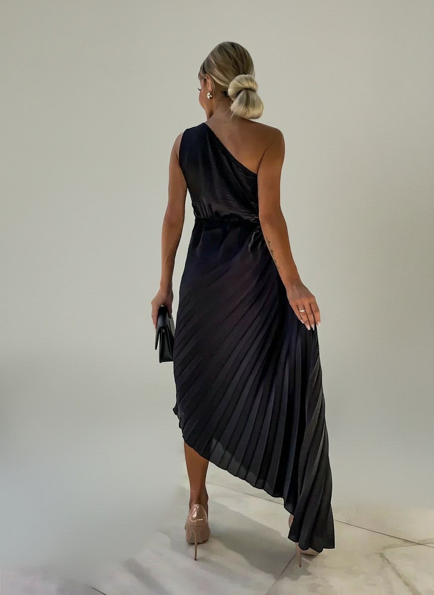 Sophia | Elegant Pleated Maxi Dress 3