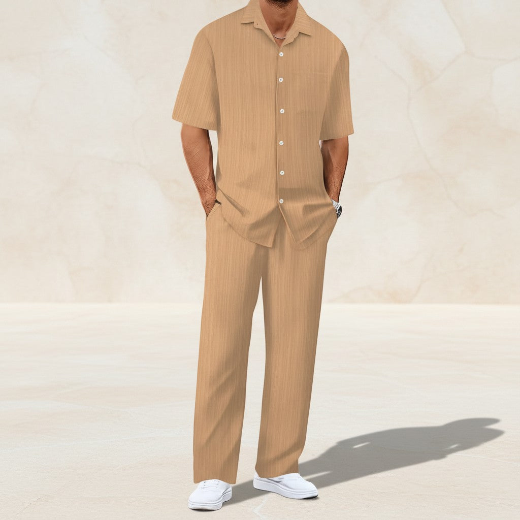 Silvorne conjunto de chándal de poliéster a rayas para hombre, color caqui, manga corta, pantalones casuales.
