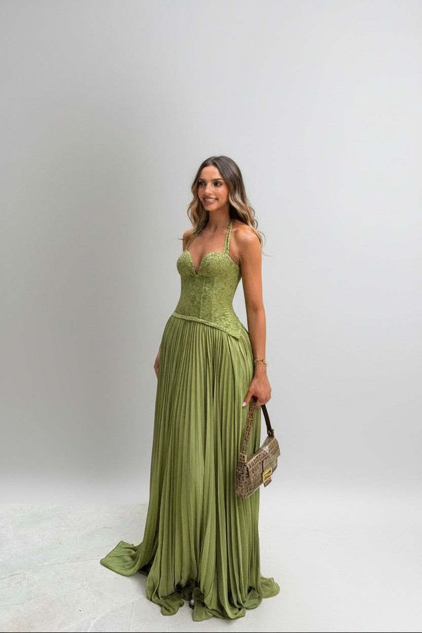 Women's Elegant Lace Maxi Dress | Flattering Sweetheart Neckline Formal Gown 1