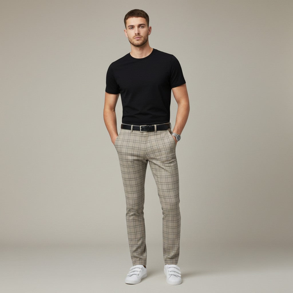 Silvorne men's slim-fit ankle-length plaid pants in beige and blue. Woven fabric, tailored cut.