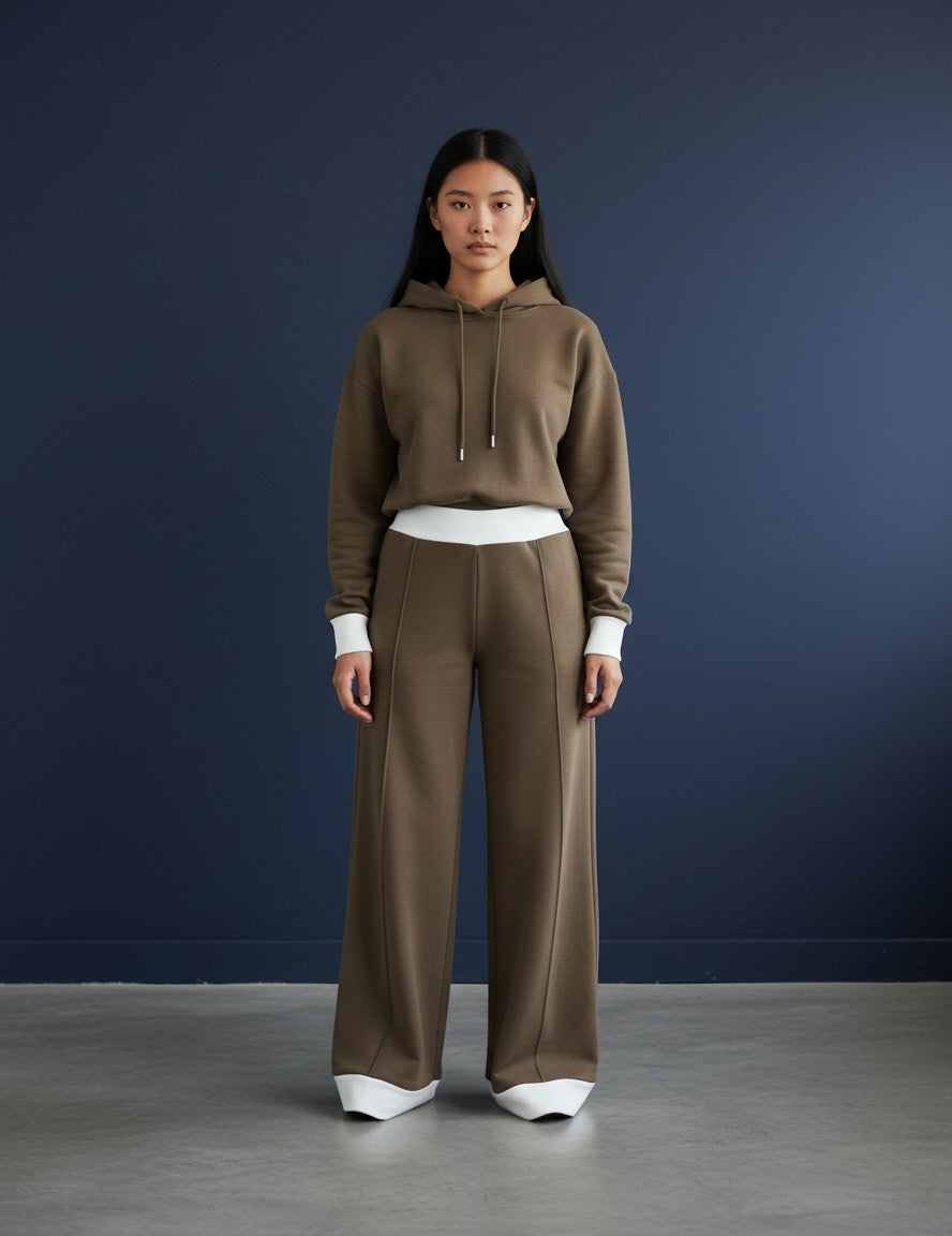 Ava | Modern Chic Relaxed Fit Tracksuit 5